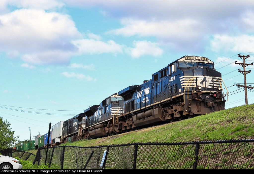 NS 4400 on 24X